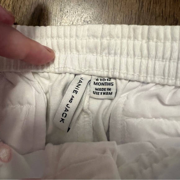 Janie and Jack Baby White Tennis Embroidered Twill Pull On Shorts 6-12 Months - Picture 4 of 7